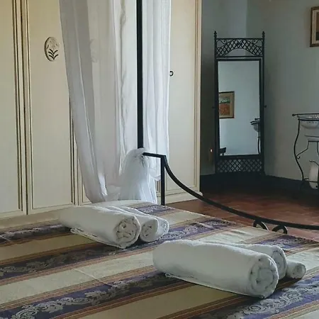 Il Poggio Вилла Montisi
